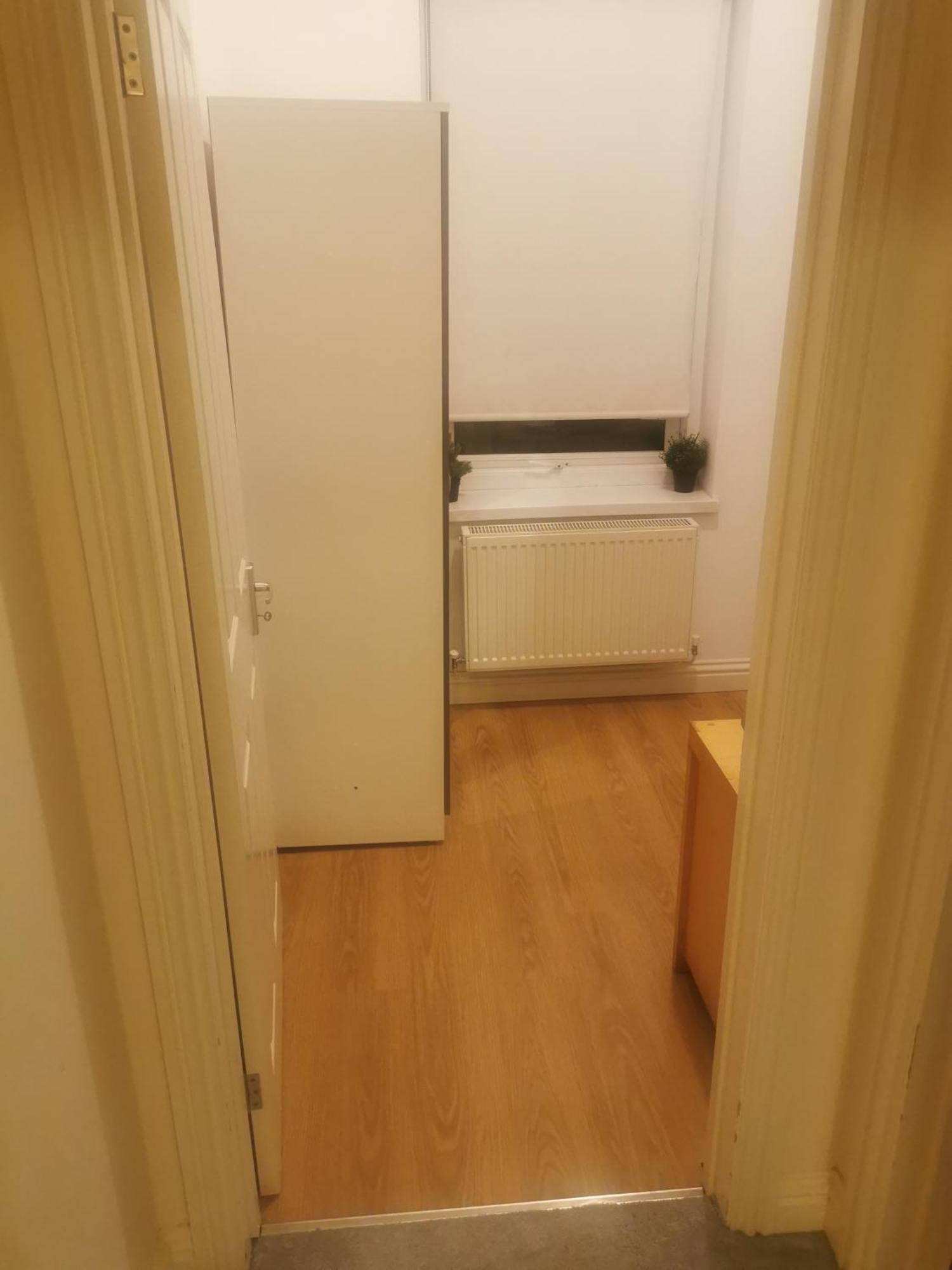 Lovely Spacious Room Near Train Station And University Dallington  Екстериор снимка